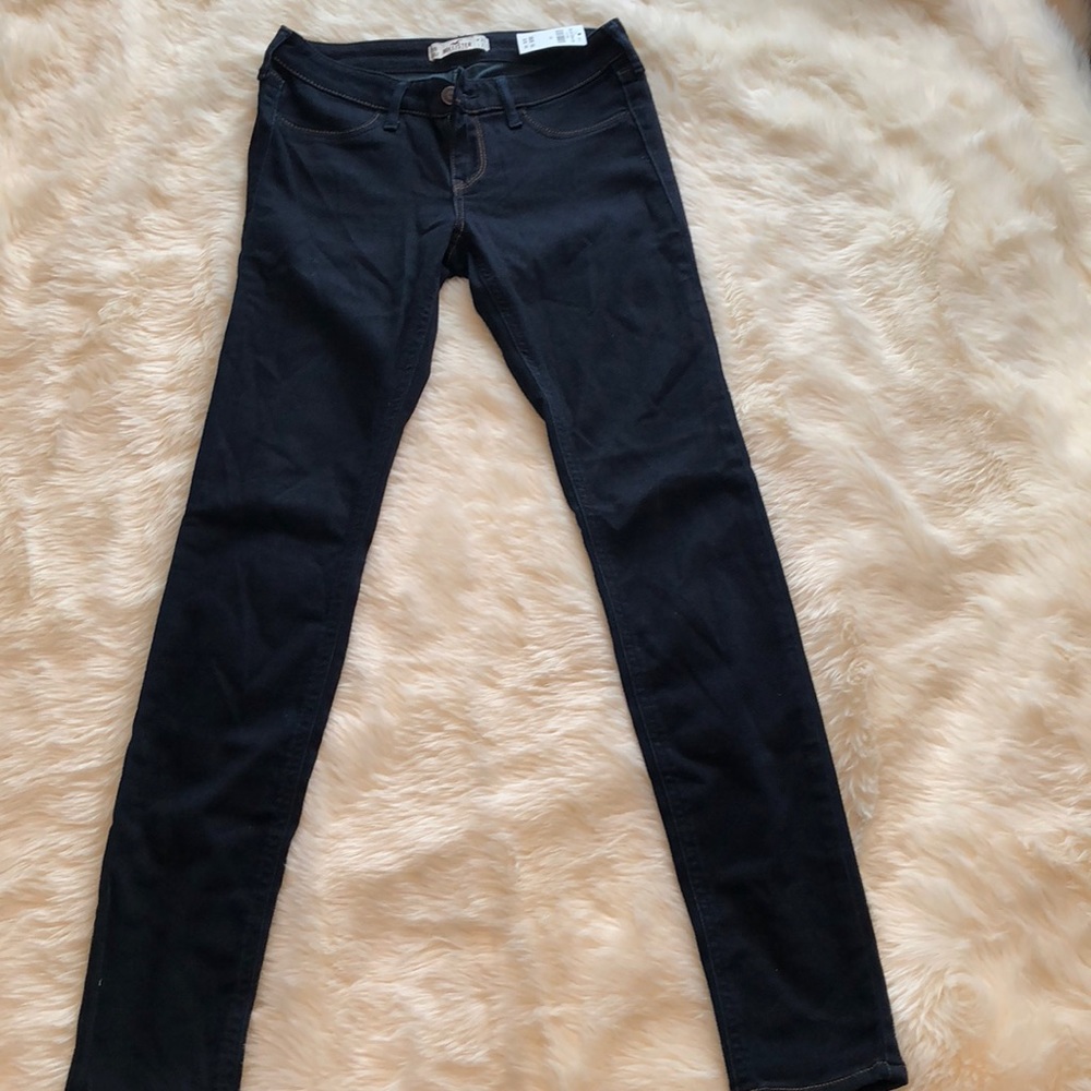 New Hollister dark wash jeggings